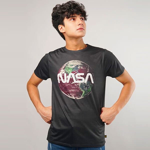front-img